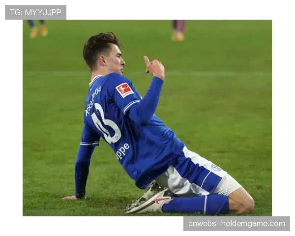 特写:从重伤中归来,时隔358天,南特后卫卡斯特列托再次为球队登场