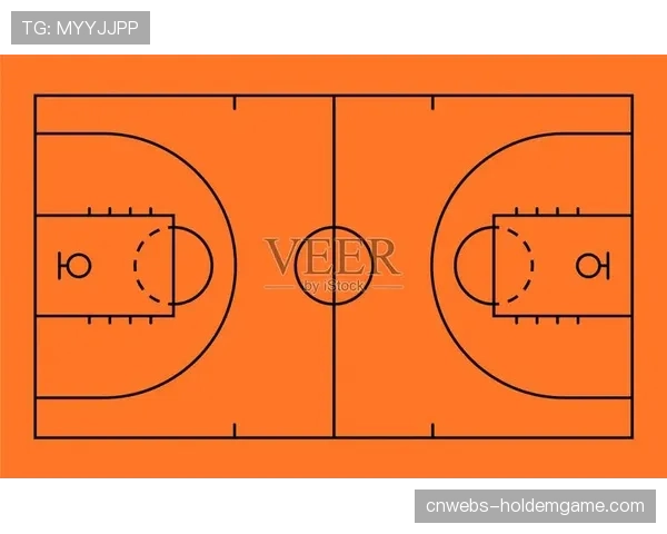 特写镜头:看台上,一位资深球探的笔记本上画满了对手的跑位路线与战术草图